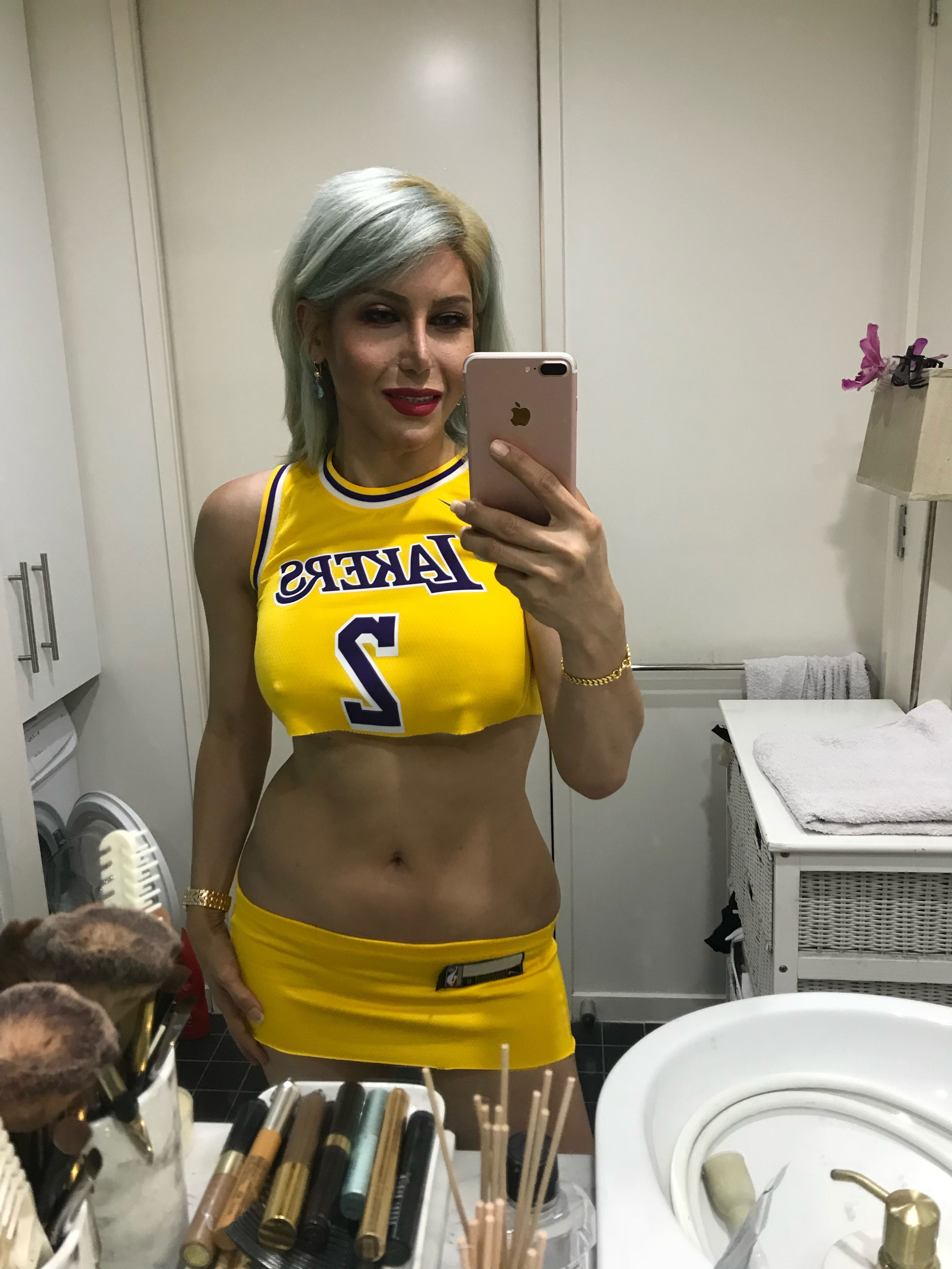 Mia - Berlin High Class Escort
